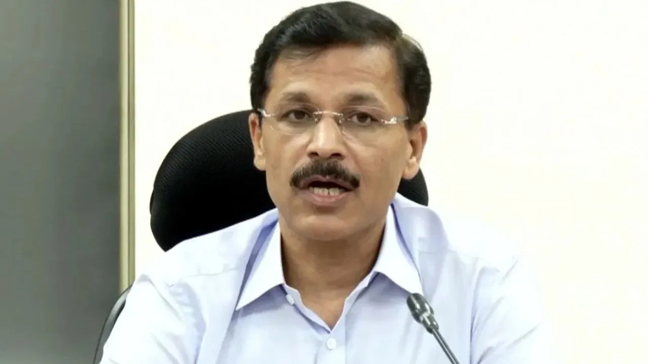 संजय राऊतांचे तुकाराम मुंढेंना पत्र; FDA अधिकाऱ्यांवर वसुलीचे आरोप